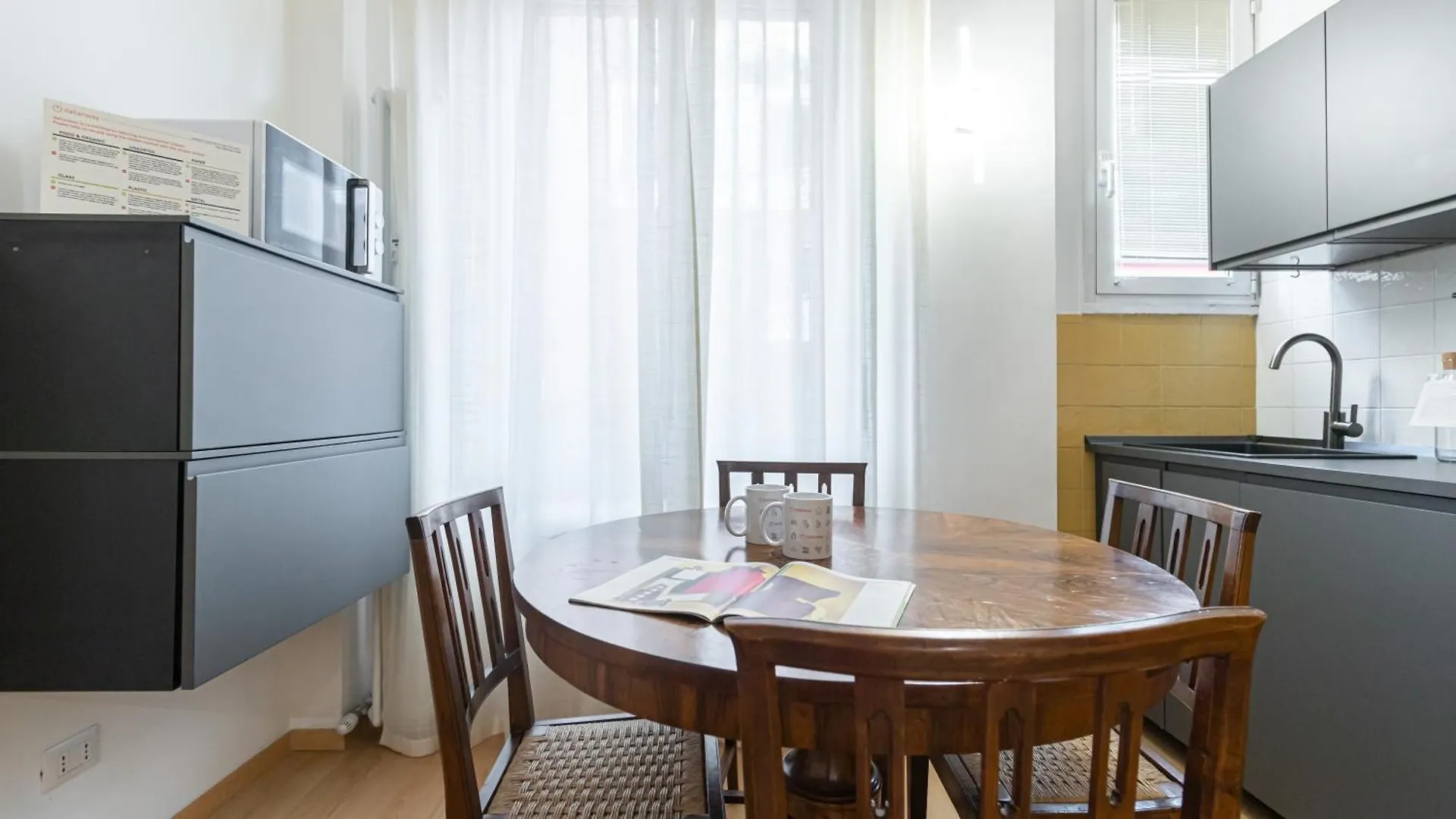 Italianway - Papiniano 18 B Apartment Milan