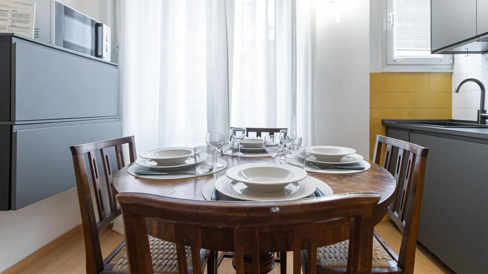 Italianway - Papiniano 18 B Daire Milano